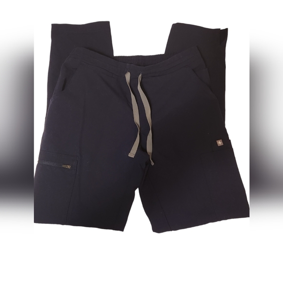 Figs - Picture 2 of 4